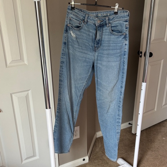 American Eagle Outfitters Light Blue Straight Leg Jeans - Picture 1 of 5